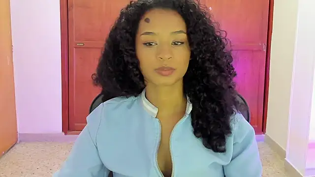 Snapshot of avellanatammy chatting on 01-07-25, 10:19 avellanatammy online show from 01-07-25, 10:19