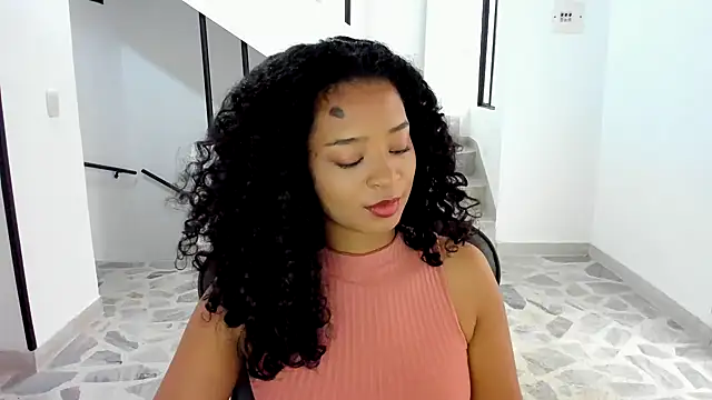 Snapshot of avellanatammy chatting on 01-24-25, 11:48 avellanatammy online show from 01-24-25, 11:48