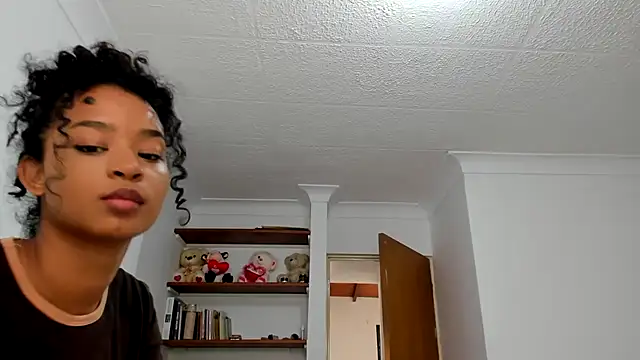 Snapshot of avellanatammy chatting on 02-03-25, 01:40 avellanatammy online show from 02-03-25, 01:40