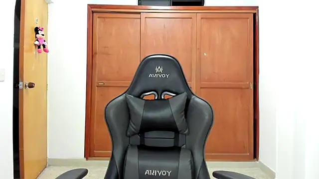 Snapshot of avellanatammy chatting on 03-11-25, 12:33 avellanatammy online show from 03-11-25, 12:33