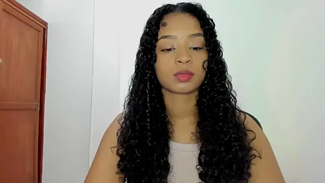 Snapshot of avellanatammy chatting on 10-22-25, 08:08 avellanatammy online show from 10-22-25, 08:08