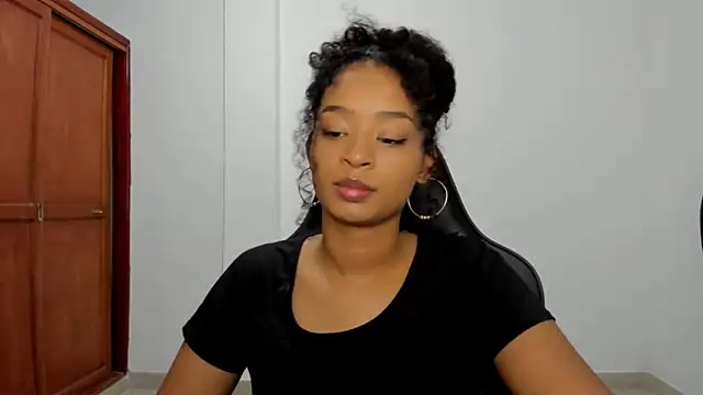 Snapshot of avellanatammy chatting on 11-08-25, 02:45 avellanatammy online show from 11-08-25, 02:45