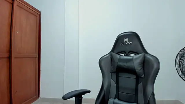 Snapshot of avellanatammy chatting on 11-21-25, 03:16 avellanatammy online show from 11-21-25, 03:16