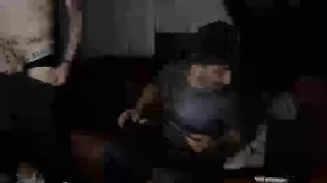 Snapshot of ShiaWay chatting on 12-01-25, 09:58 ShiaWay online show from 12-01-25, 09:58