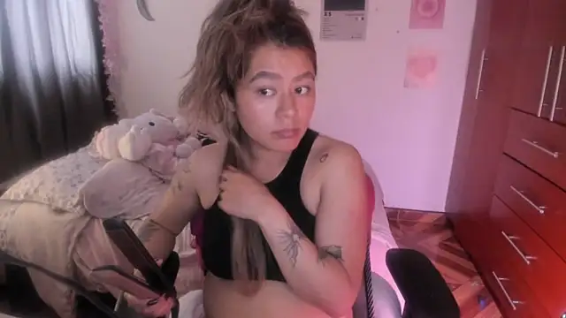 StephaniFox online show from 03-04-26, 07:53