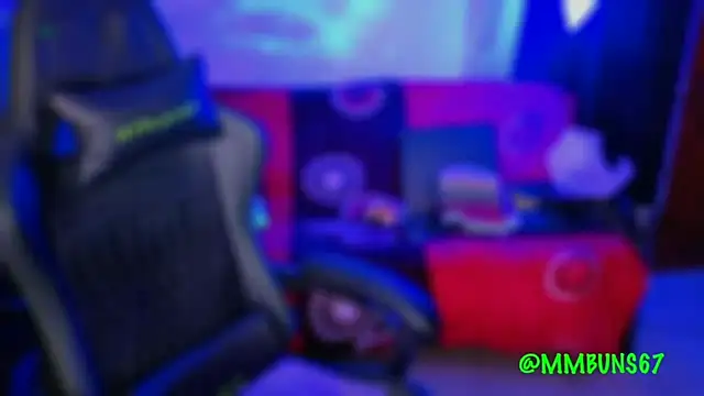 Snapshot of miacanela_xo chatting on 10-25-25, 01:46 miacanela xo online show from 10-25-25, 01:46