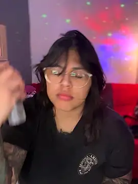 Snapshot of miacanela_xo chatting on 11-22-25, 01:37 miacanela xo online show from 11-22-25, 01:37