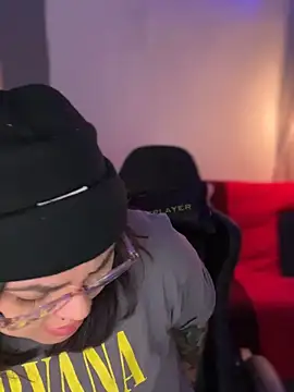 Snapshot of miacanela_xo chatting on 11-25-25, 12:32 miacanela xo online show from 11-25-25, 12:32