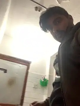 Snapshot of SweetFatBoy chatting on 01-28-25, 05:24 SweetFatBoy online show from 01-28-25, 05:24