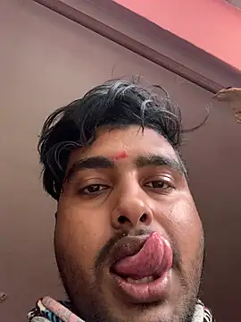 Snapshot of SweetFatBoy chatting on 03-11-25, 11:44 SweetFatBoy online show from 03-11-25, 11:44