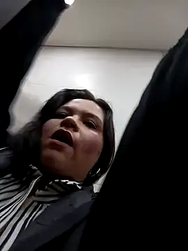 Snapshot of Julieta-tits chatting on 12-06-24, 10:30 Julieta-tits online show from 12-06-24, 10:30