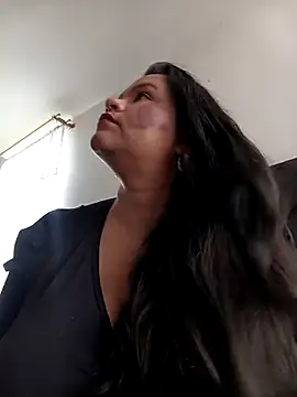 Julieta-tits online show from 07-16-26, 03:51