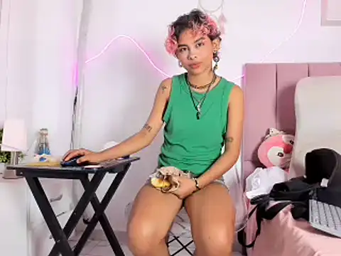 lilith horny online show from 06-17-26, 02:58