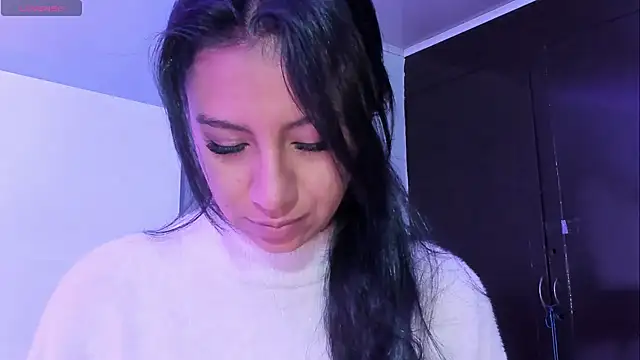 Tamaraakins online show from 11-28-25, 01:03