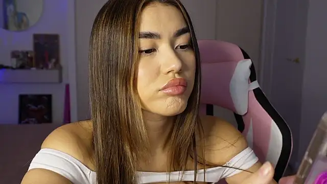 Shineel online show from 11-24-25, 08:14