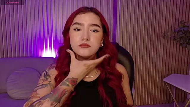 ViolettCastel online show from 11-07-25, 07:25