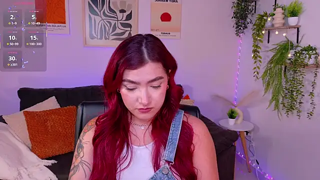 ViolettCastel online show from 04-21-26, 10:56