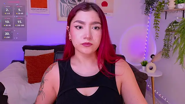 Snapshot of ViolettCastel chatting on 05-24-26, 08:03 ViolettCastel online show from 05-24-26, 08:03