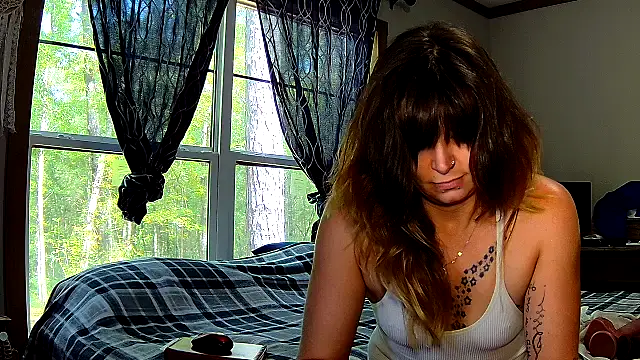 Snapshot of ZeelaXoXo chatting on 09-15-25, 05:24 ZeelaXoXo online show from 09-15-25, 05:24