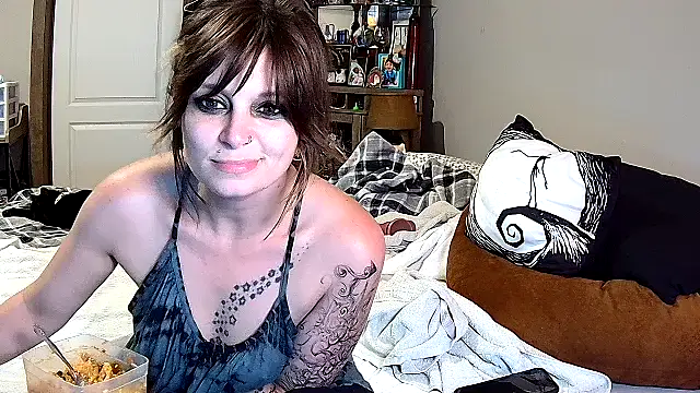 Snapshot of ZeelaXoXo chatting on 03-02-26, 06:58 ZeelaXoXo online show from 03-02-26, 06:58