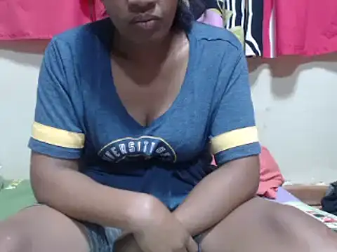 Snapshot of Linda_sexy chatting on 03-08-25, 01:03 Linda sexy online show from 03-08-25, 01:03