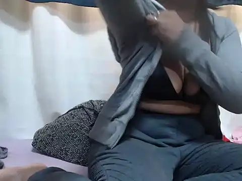 Linda sexy online show from 06-22-26, 07:05