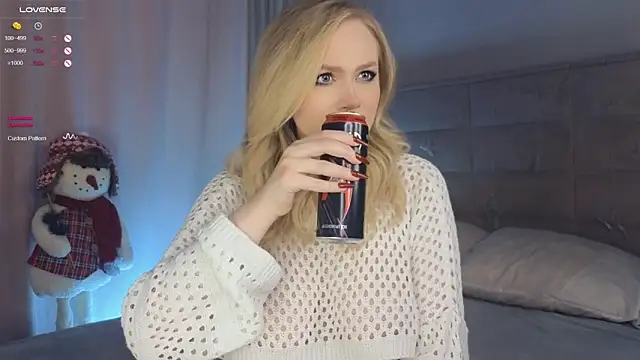 Snapshot of AsteriaHamel chatting on 01-03-25, 10:31 AsteriaHamel online show from 01-03-25, 10:31