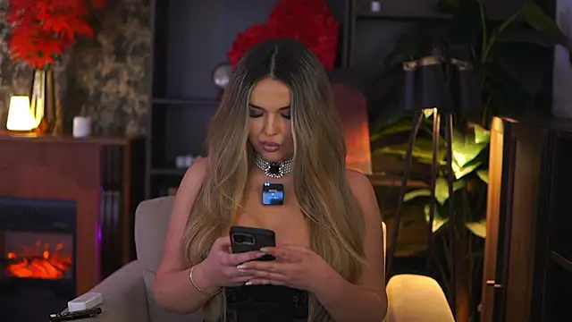 EvaSunderland online show from 04-11-26, 10:41