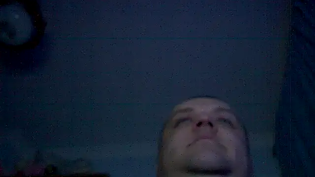 Snapshot of Rasta1987@xh chatting on 04-11-26, 10:14 Rasta1987xh online show from 04-11-26, 10:14