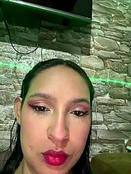 twohornys online show from 12-18-25, 11:11