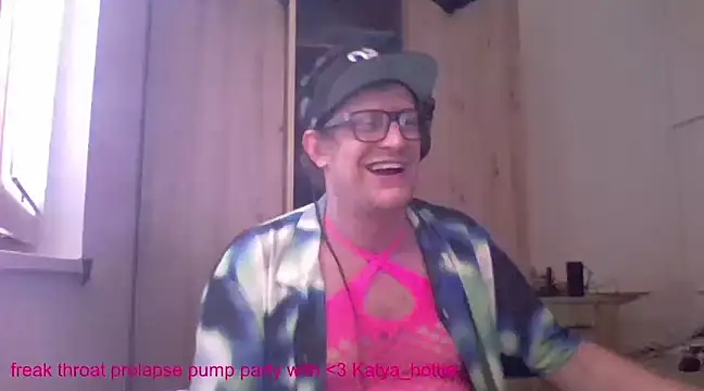 Bigthroaterboy online show from 01-24-25, 01:57