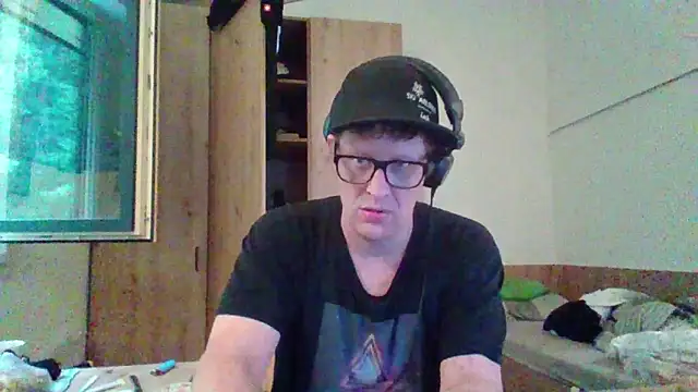 Bigthroaterboy online show from 09-08-25, 04:17