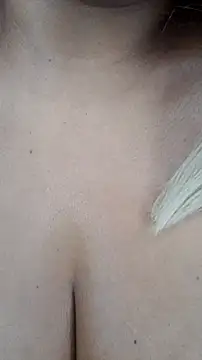 Snapshot of ShantalDior chatting on 02-13-25, 08:38 ShantalDior online show from 02-13-25, 08:38