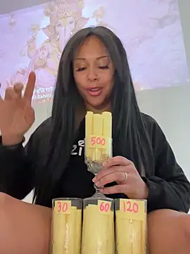 HaileyDiana online show from 04-13-26, 02:33