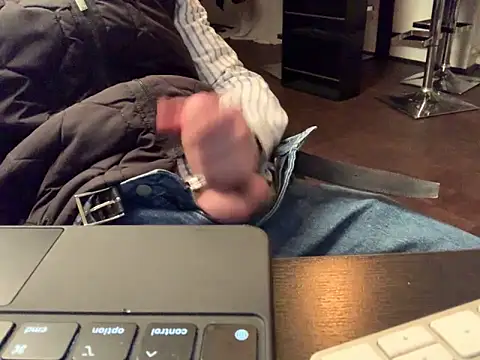 KendrickJiz online show from 04-30-26, 10:03