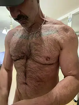 Snapshot of DaddySnowXX chatting on 05-04-26, 04:30 DaddySnowXX online show from 05-04-26, 04:30