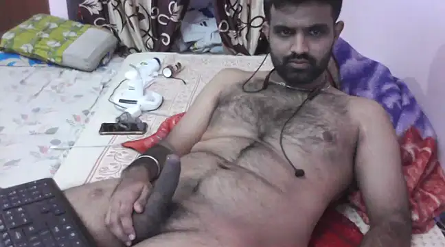 Snapshot of sanik_2428 chatting on 12-21-24, 06:23 sanik 2428 online show from 12-21-24, 06:23