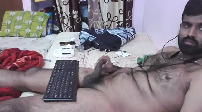 Snapshot of sanik_2428 chatting on 01-06-25, 03:19 sanik 2428 online show from 01-06-25, 03:19