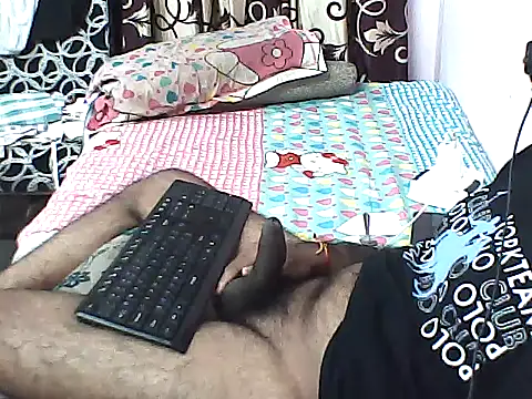 Snapshot of sanik_2428 chatting on 10-05-25, 09:40 sanik 2428 online show from 10-05-25, 09:40