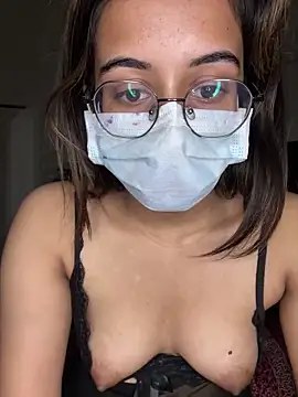 Snapshot of HotIndianCouple__8 chatting on 01-04-25, 01:52 HotIndianCouple 8 online show from 01-04-25, 01:52