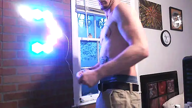 Snapshot of trash4cash chatting on 01-21-25, 10:51 trash4cash online show from 01-21-25, 10:51