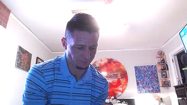 Snapshot of trash4cash chatting on 01-24-25, 08:54 trash4cash online show from 01-24-25, 08:54