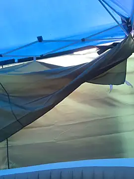 Snapshot of trash4cash chatting on 02-06-25, 05:19 trash4cash online show from 02-06-25, 05:19