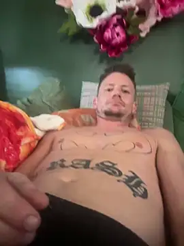 Snapshot of trash4cash chatting on 03-07-25, 02:34 trash4cash online show from 03-07-25, 02:34