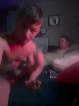 Snapshot of trash4cash chatting on 03-15-25, 08:04 trash4cash online show from 03-15-25, 08:04