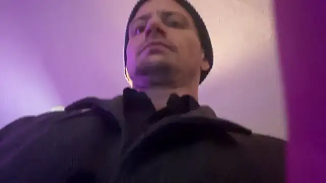 Snapshot of trash4cash chatting on 02-24-26, 03:15 trash4cash online show from 02-24-26, 03:15