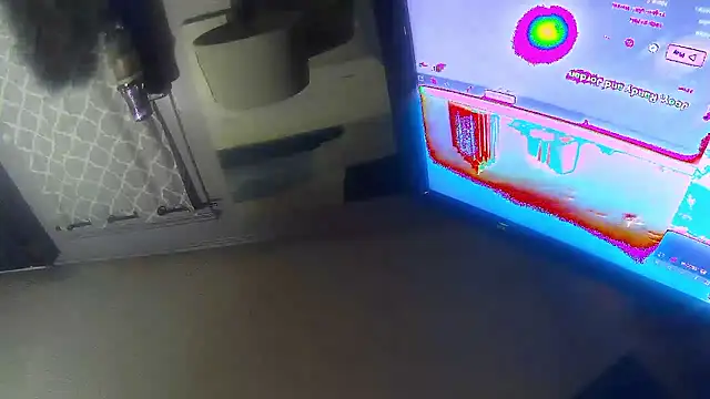 Snapshot of trash4cash chatting on 03-06-26, 04:25 trash4cash online show from 03-06-26, 04:25