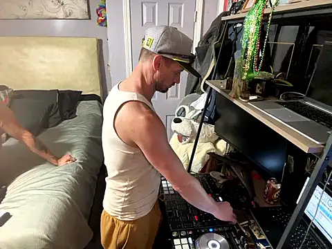 trash4cash online show from 04-22-26, 08:43