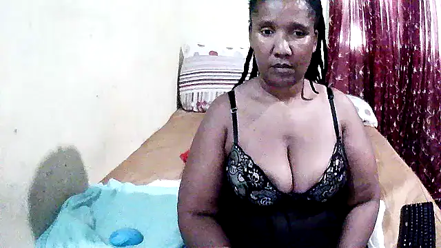 Snapshot of Pinkpussyxx chatting on 03-18-25, 03:31 Pinkpussyxx online show from 03-18-25, 03:31