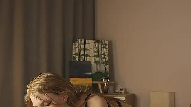 AliceLebel online show from 04-18-26, 04:00